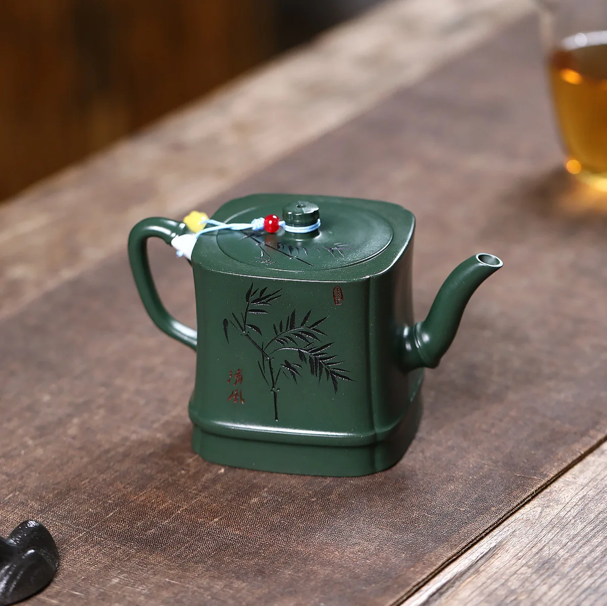 

Handmade Yixing Purple Clay Teapot Famous Ore High Quality Green Sand Bamboo Presages Safety Tea Set 220C