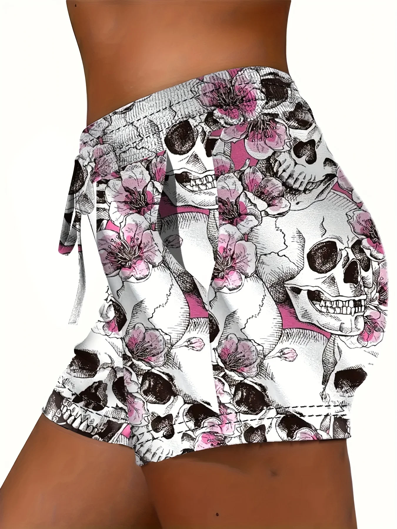 Summer women's short pants with skull pattern lightweight and breathable for casual roller skating hip-hop and street wear