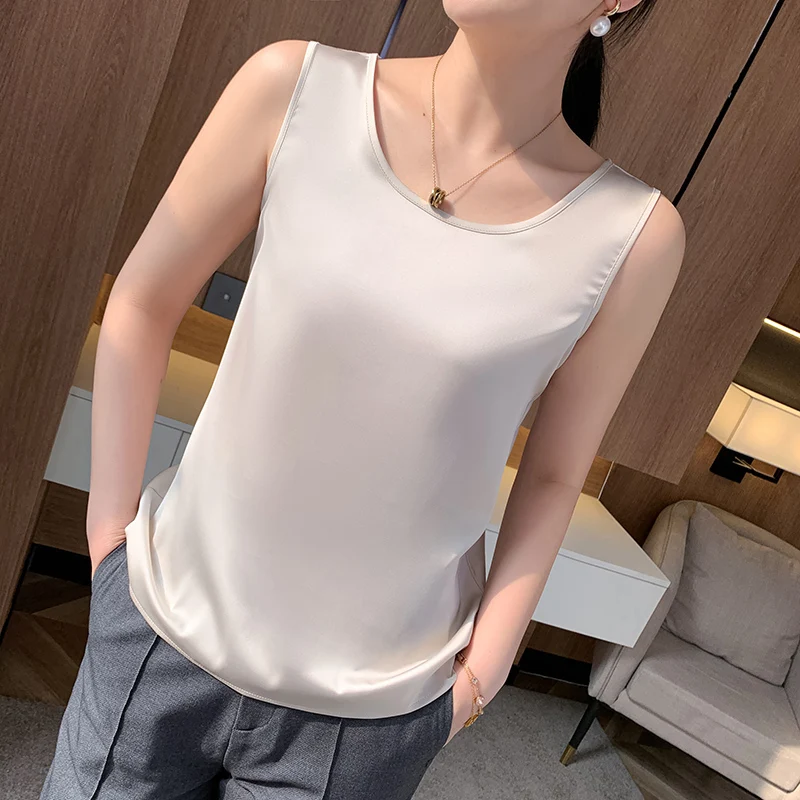 24 Spring And Summer New Acetic Acid Camisole Women's Loose Sleeveless Satin Round Neck Jacket