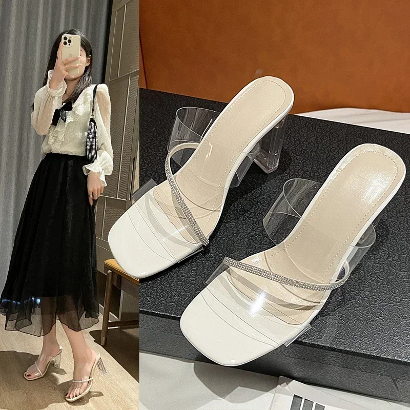 Sandalias de tacón alto transparentes, zapatos de cristal de verano para mujer, Sandalias de tacón grueso con cabeza cuadrada, prendas de vestir exteriores para mujer, nueva moda 2025