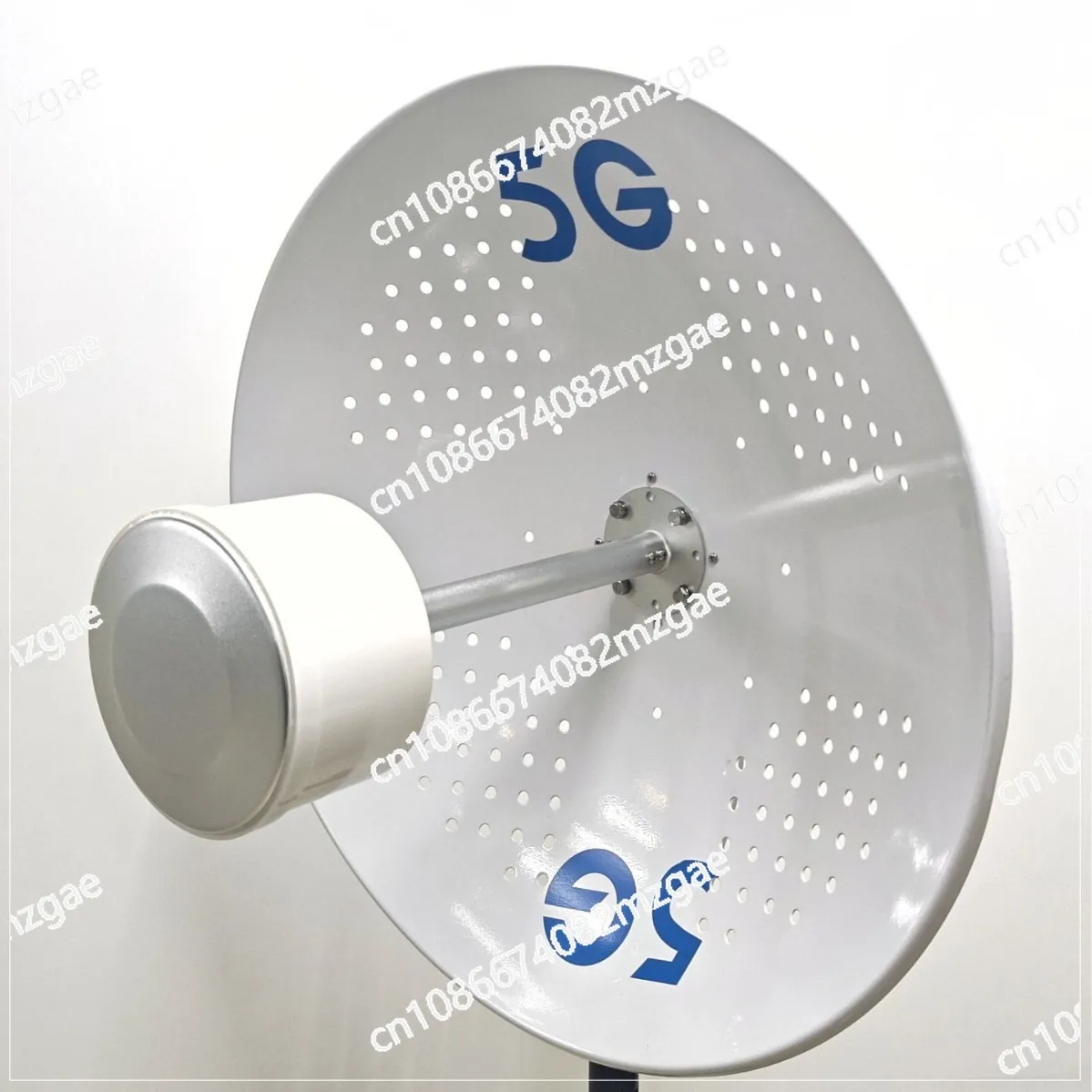 Wifi Signal Amplifier Antenna 698-3800MHz with 9/22dbi Gain and 60CM Solid Parabolic Design