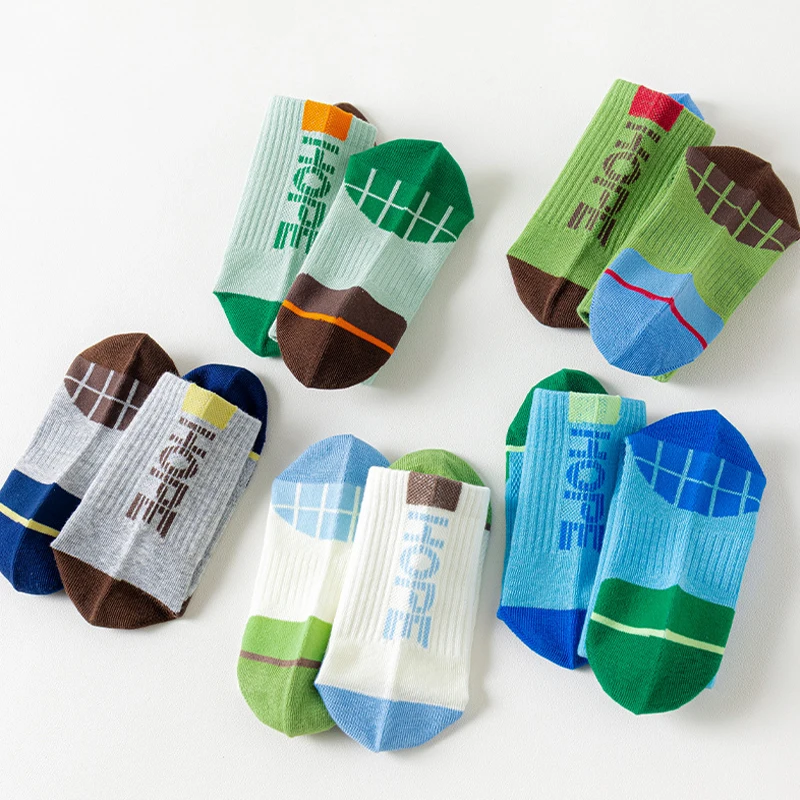 5 Pairs Athletic Crew Kids Socks Breathable Mesh Cotton Tube Socks for Boys Running Sports Training Socks School Daily Wear