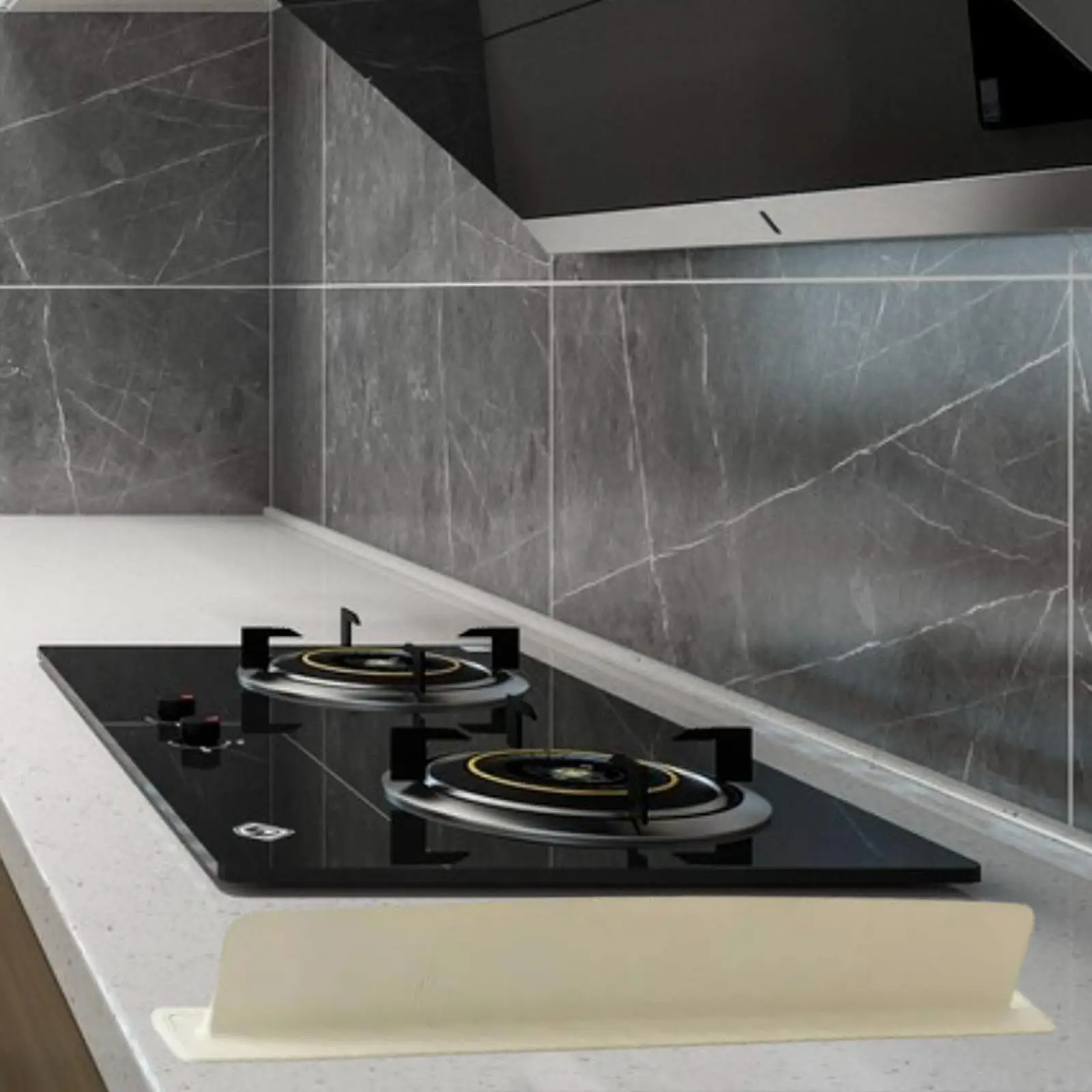 Kitchen Sink Splash Guard Silicone Water Baffle Suction Cup Splash Protector Backsplash Board for Wet Area Prevention