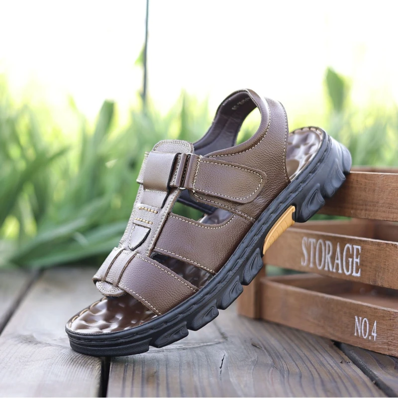 Sandals Men New Beach Shoes Cowhide Slippers Outdoor  Non-slip Thick-soled Leather Sandals Fashion Slippers Roman Sandals for Me
