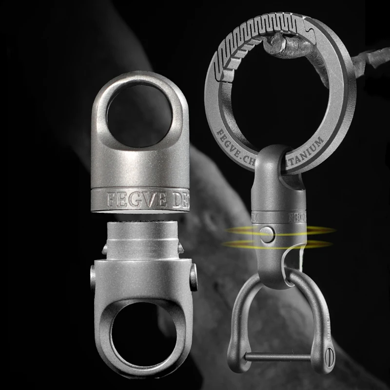 Wysokiej jakości magnetyczny brelok samochodowy ze stopu tytanu z przyssawką dla mężczyzn może obracać o 360° °   Klamra do kluczy z mechanizmem szybkiego uwalniania