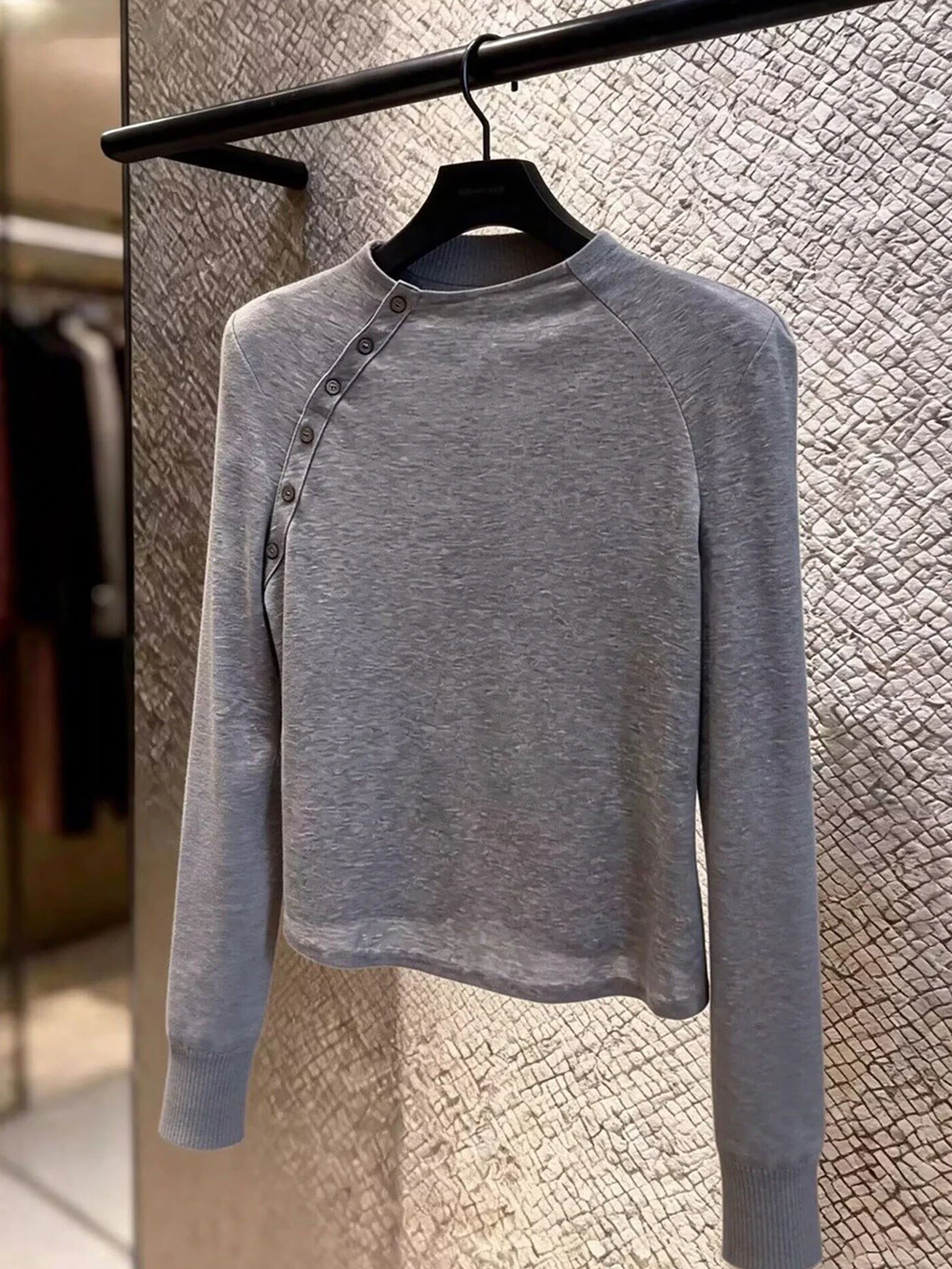 

Grey Comfortable Long Sleeve Base Shirt Fashionable Simple Spring Casual Style Soft Korean Version Loose Fit round Neck T-Shirt