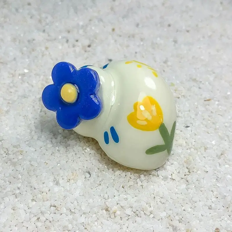 

Ракушка-заменитель для краба-отшельника ручной работы "Маленький синий цветок", декоративная ракушка с ручной росписью для украшения дома