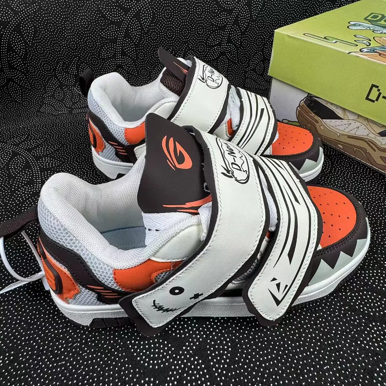 Sports thick sole comfort casual board shoes men 2025 new women soft sole increase de training shoes color blocking couple shoes
