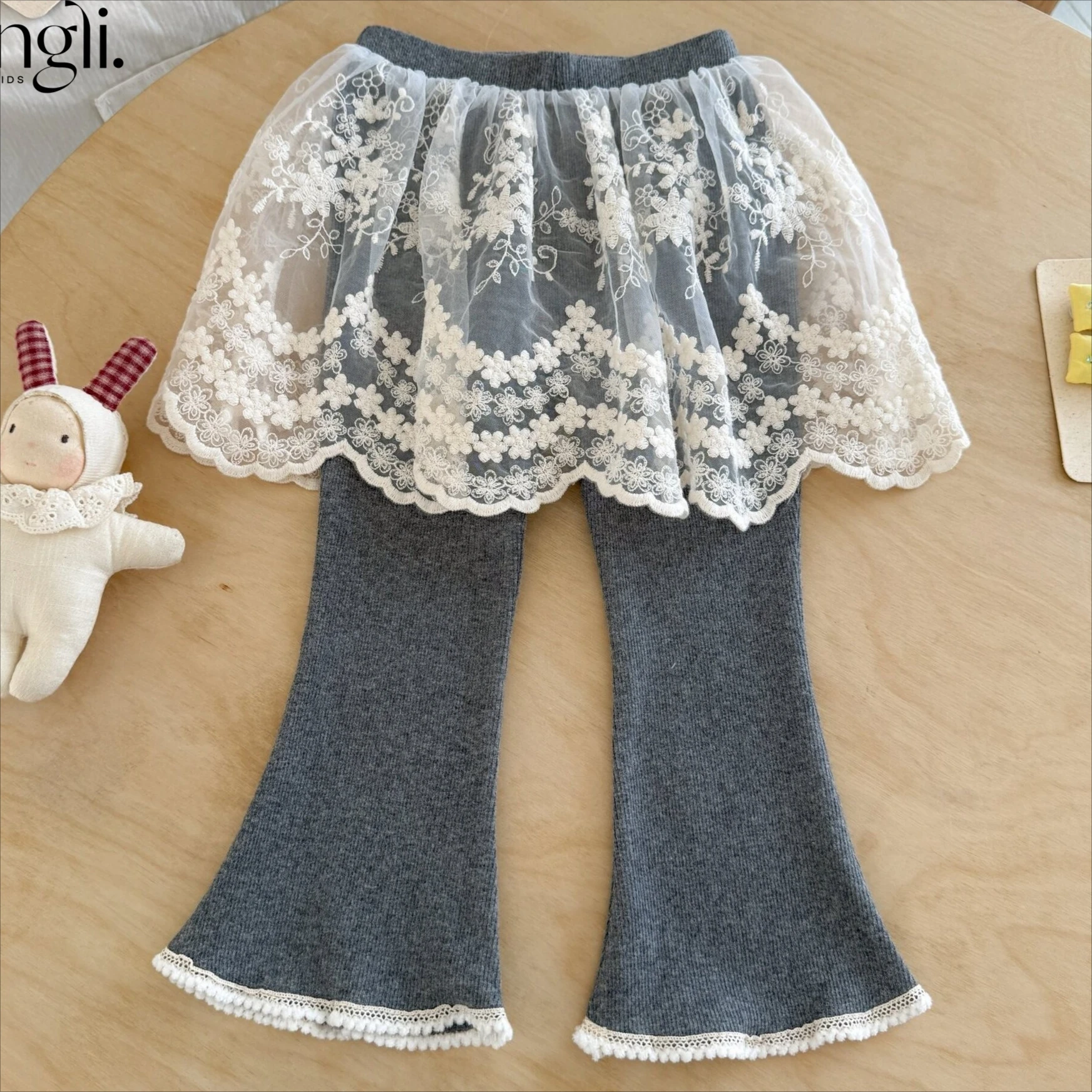 Girls Pants 2026 Spring and Autumn New Children's Clothes Girls Baby Western-style Leisure Fart Curtain Micro-flare Pants