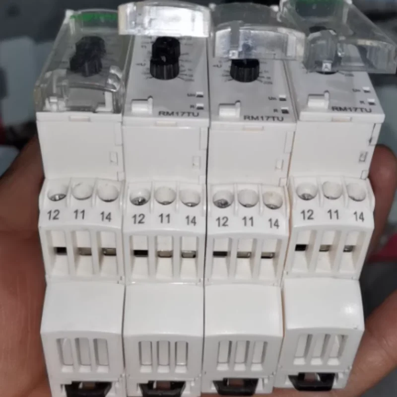 Second hand RM17TU00 measuring and monitoring relay test OK in stock for  quick delivery