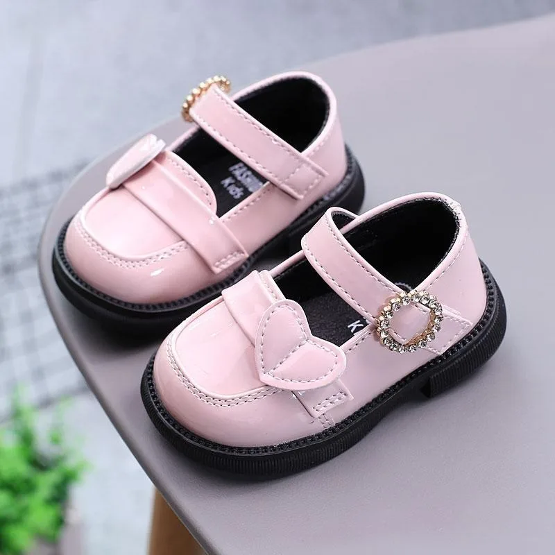 

Детские кожаные туфли для девочек, стильные туфли-принцессы на мягкой подошве, первые туфли для малышей, нарядные лоферы для девочек, лоферы-пенни