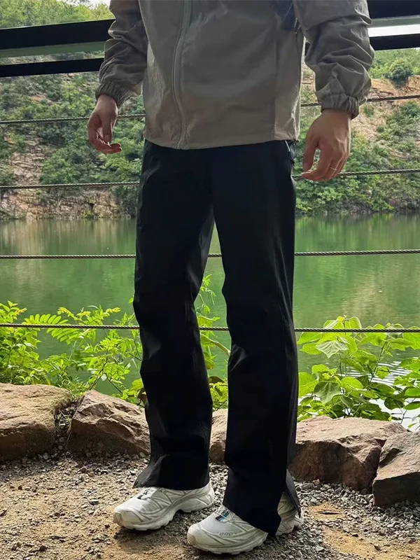 

Men's Outdoor Casual Pants Waterproof Windproof Wear-resistant Zipper Straight Leg Pants Two-Way Wear Hard ell Pants