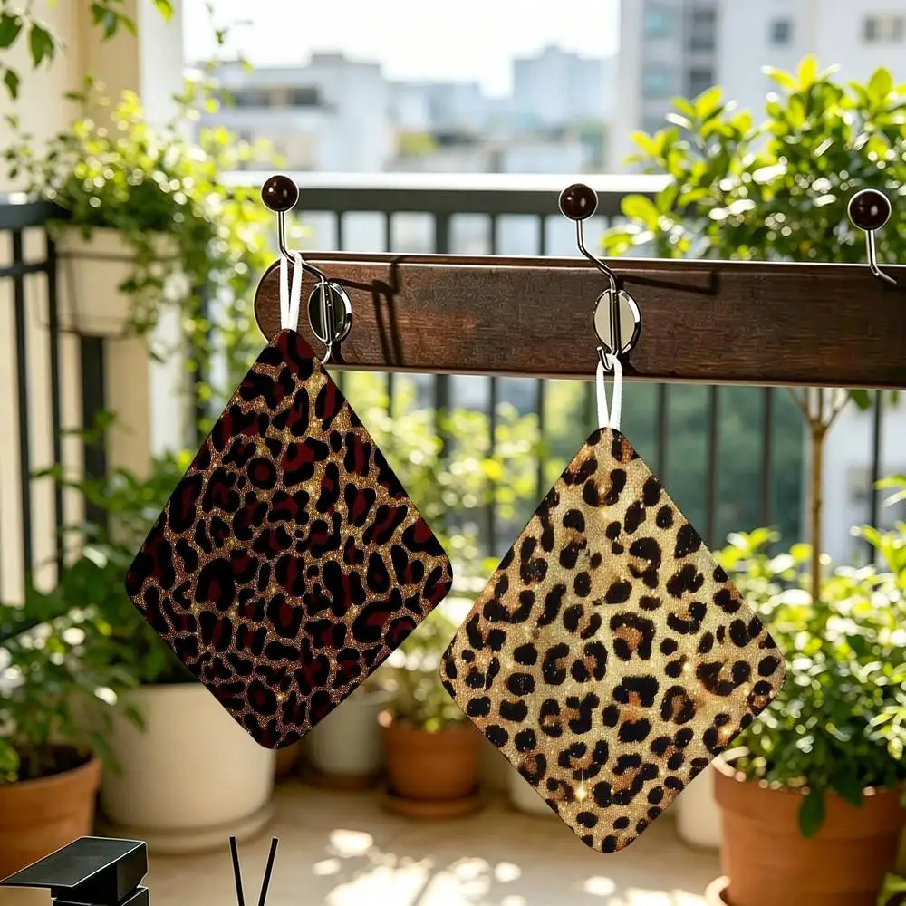 Fashion Leopard  Polyester Cotton Daily Towel Hanging Kitchen Hand Wiping Cloth Durable for Whole House Use