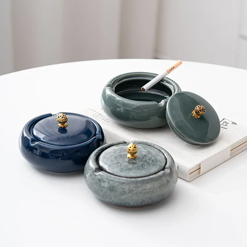 Ceramic Ashtray Home Living Room Luxury Creative Trend High-end Windproof Fly-proof Home Decoration Accessories with Cover