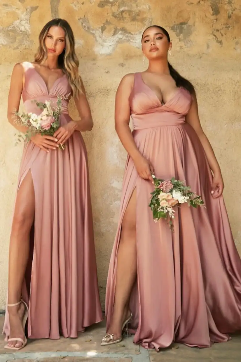 Women's V-neck A Line Pleated Satin Long Bridesmaid Dress Sleeveless Wedding Party Dresses Formal Evening Prom Gown With Slit