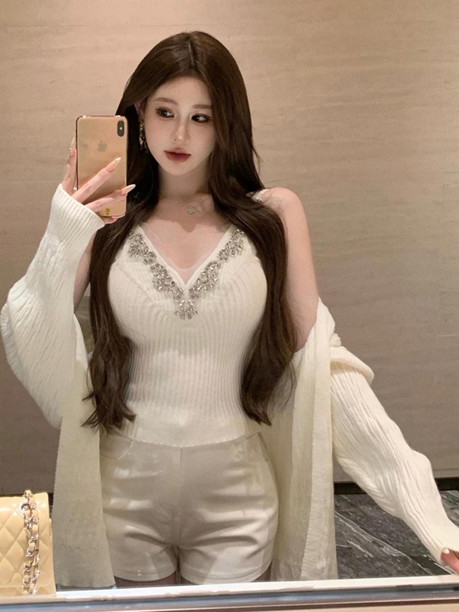

Elegant Pure Desire Heavy Diamond Embellished Sexy V-neck Strap Vest Versatile Lazy Knitted Open Cardigan Two-piece Set