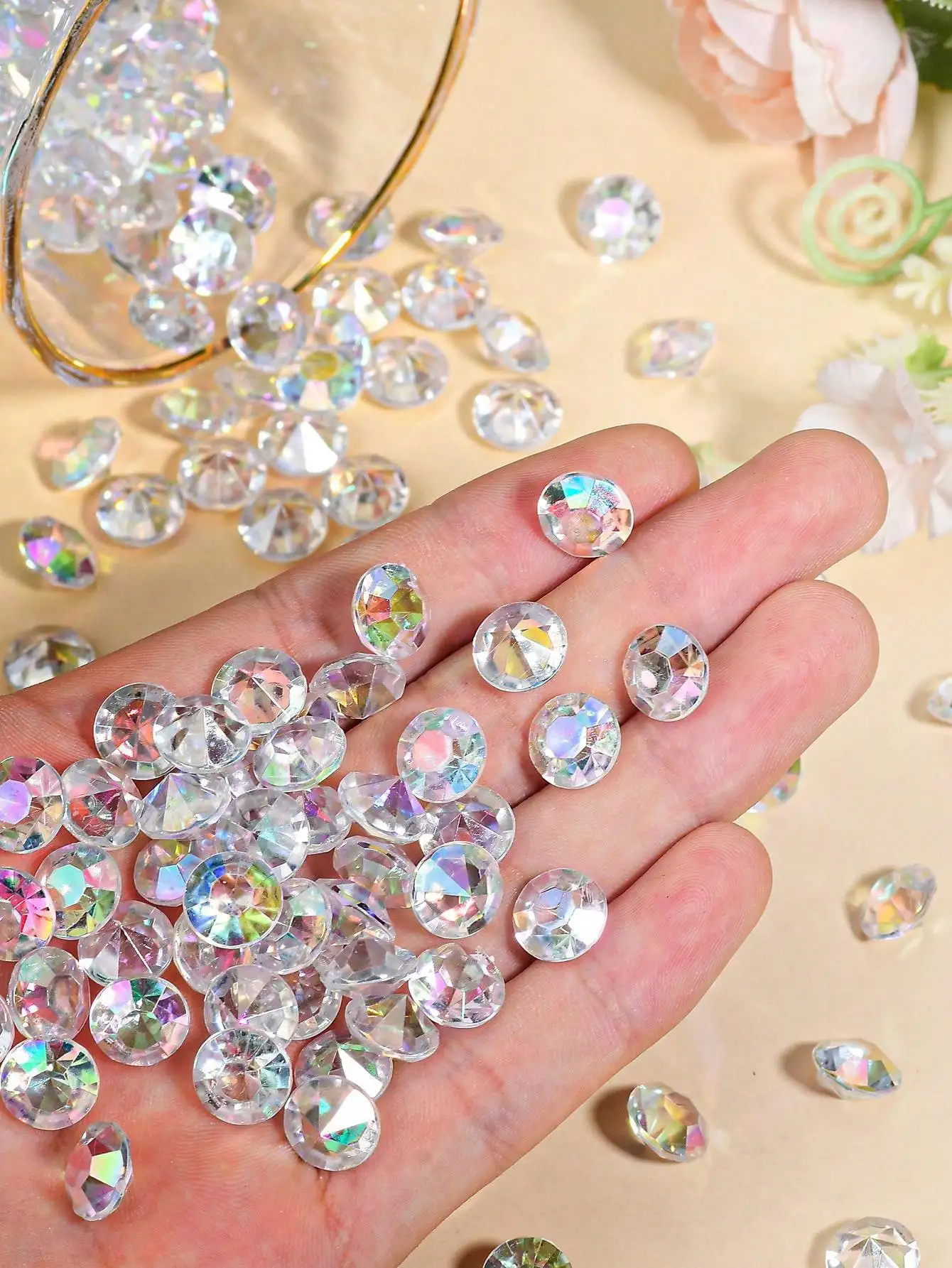 150 Stück glitzernde, klare Acryl-Strasssteine mit spitzer Rückseite für DIY-Kleidung, Nagelkunst, Kristallschmuck, Dekorationszubehör