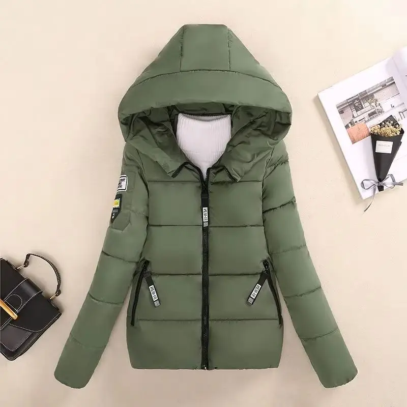 Damska krótka kurtka ocieplana bawełną, nowość na jesień i zimę 2025, studencka kurtka z kapturem w stylu koreańskim, gruba kurtka, uroczy modny kardigan.