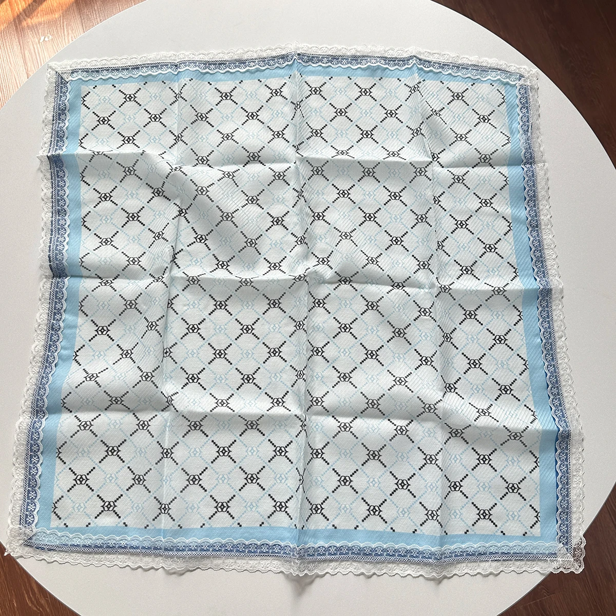 1 Piece Women's Textured Lace-Edged Small Scarf/Handkerchief/Headscarf, European and American Style Multifunctional Printed Linen Scarf/Neck Scarf/Handkerchief, Summer Beach Dress