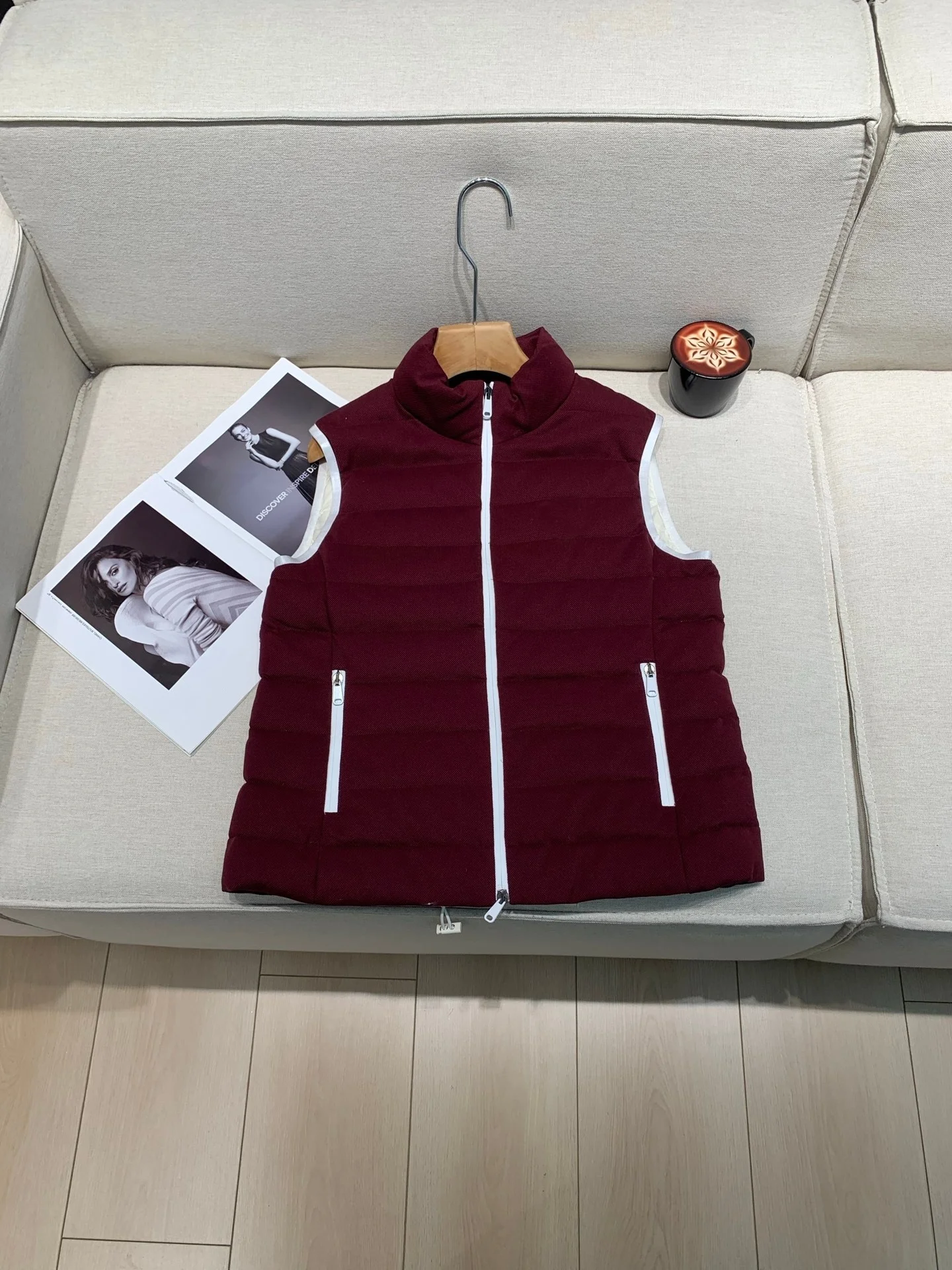 

Women's Cotton Blend Down Vest Stand Collar Sleeveless Solid Color Casual Female Jacket