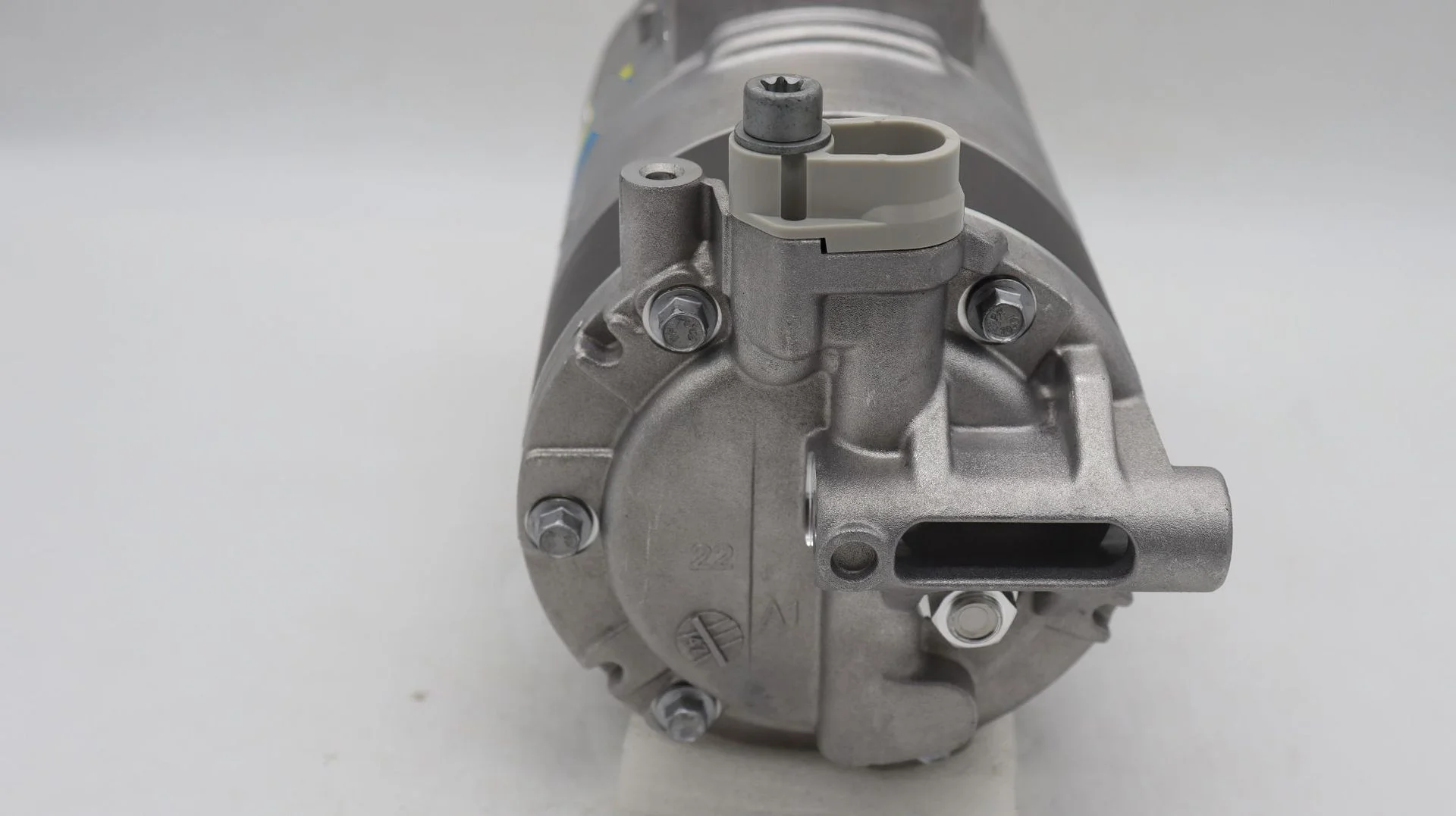 Suitable for X5 Electric Hybrid Compressor Assembly, air Conditioning Pump, Cold air Pump 64529496106 645269820901
