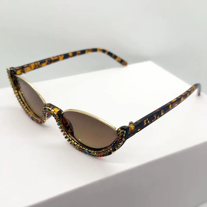 OEC CPO Neue Diamant-Halbrahmen-Sonnenbrille für Damen Vintage-Shades Kleine Strass-Sonnenbrille Weibliche Punk UV400 Brillen – Detail 7