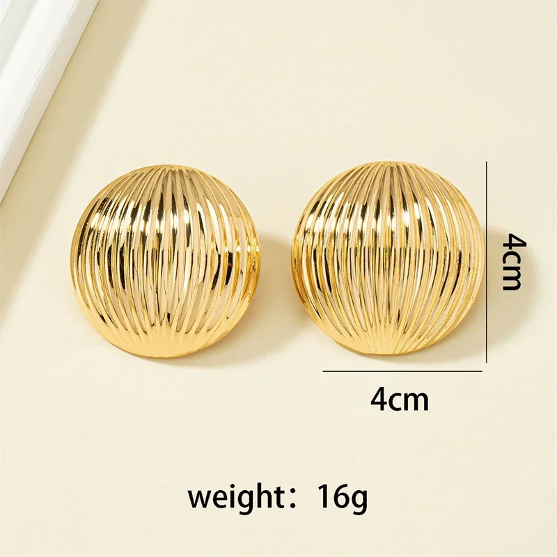 Trendy Fashion Round Metal Earrings for Women New Punk Leopard Print Gold Color Retro Earrings Elegent Female Jewelry