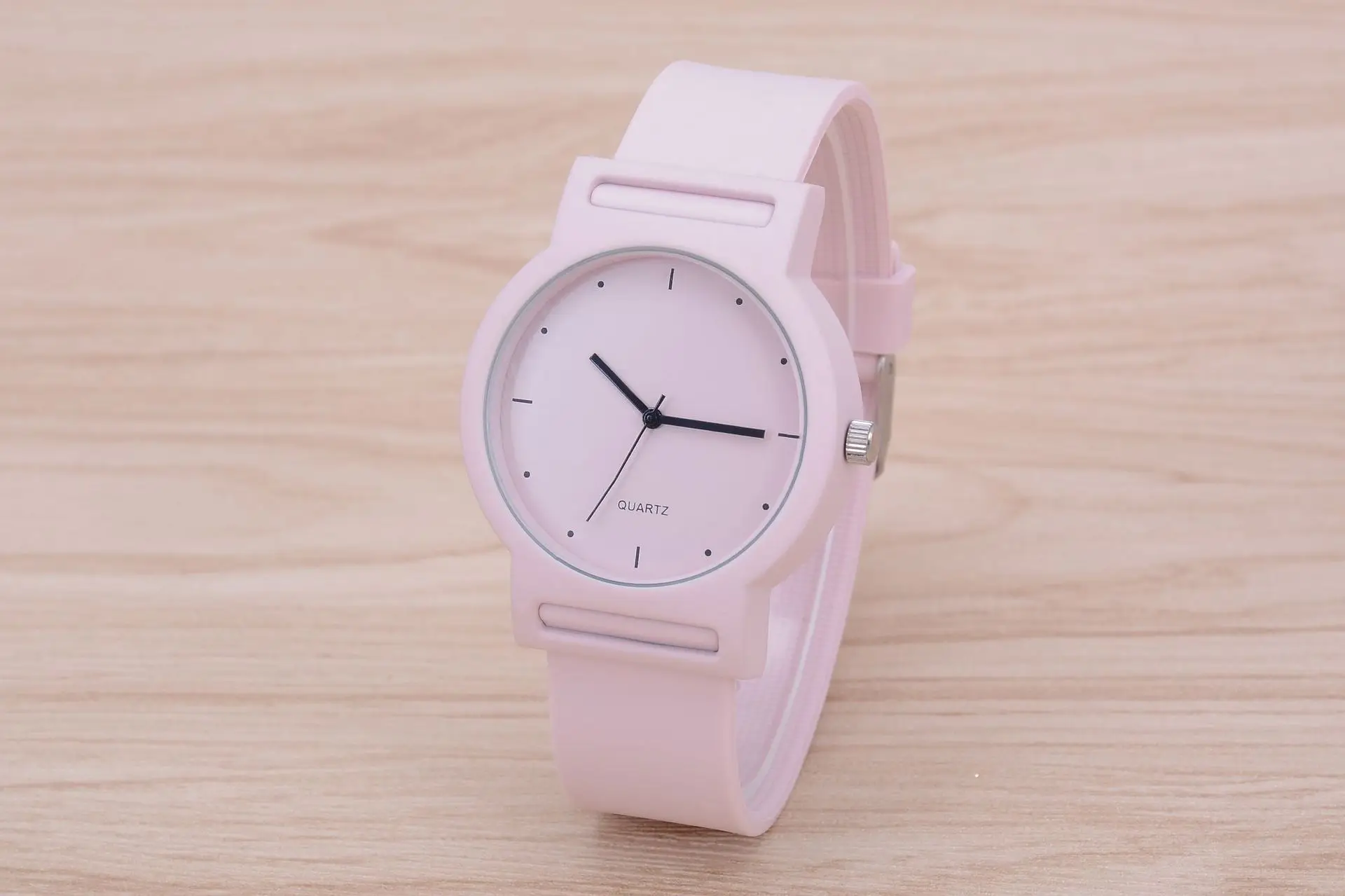 Fashion Simple Quartz Watches Women Korean Pink Silicone Belt Wristwatches Clock Gift Dropshipping