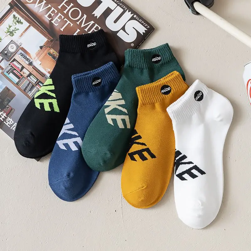 5 Pairs Of Socks Men\'s Short Socks Spring, Autumn And Winter Sports Sweat-absorbent And Odor-resistant Boat Socks Thin Low-cut S