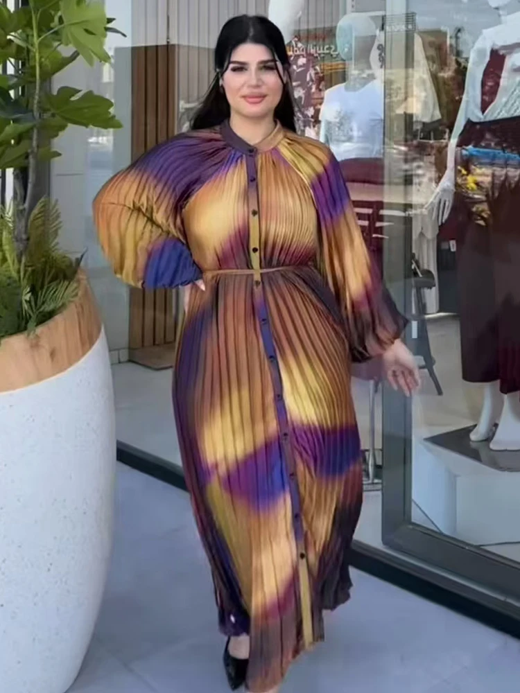 

The 2025 autumn women's shirt dress, retro geometric printed round-neck lace-up dress, and fashionable loose pleated skirt