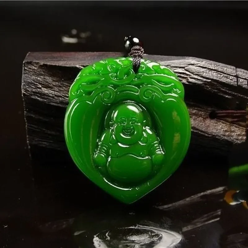 

Natural Green Hand Carved Heart-shaped Smile Buddha Jade Pendant Fashion Boutique Jewelry Men's and Women's Buddha Necklace