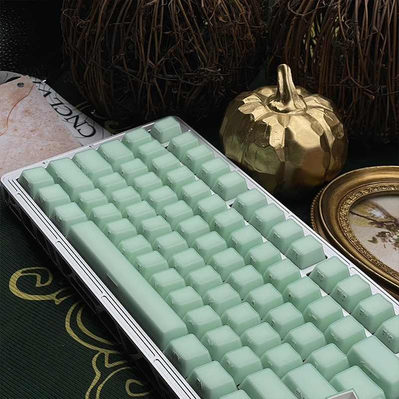 131-key/set Misty Green Buds Bi-directional Mechanical Keyboard Side-engraved Keys PBT+PC Original Height Cross-shaft Keycaps