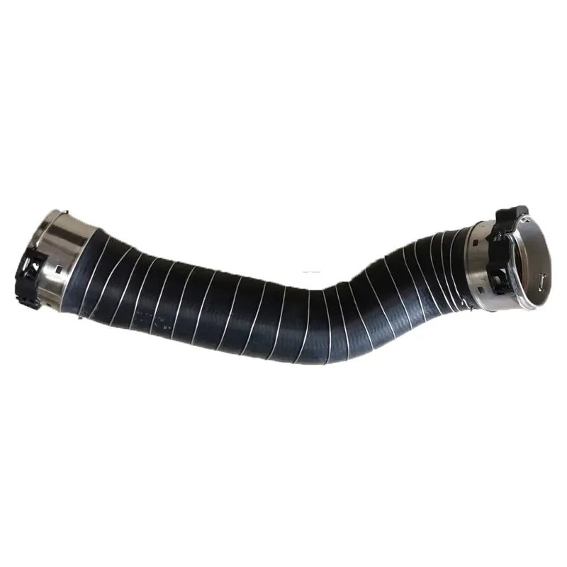 144633XN8A Car Turbo Intercooler Hose for NissanS NV350 14463-3XN8A Auto Parts Coolant Rubber Radiator Air Inlet Pipe