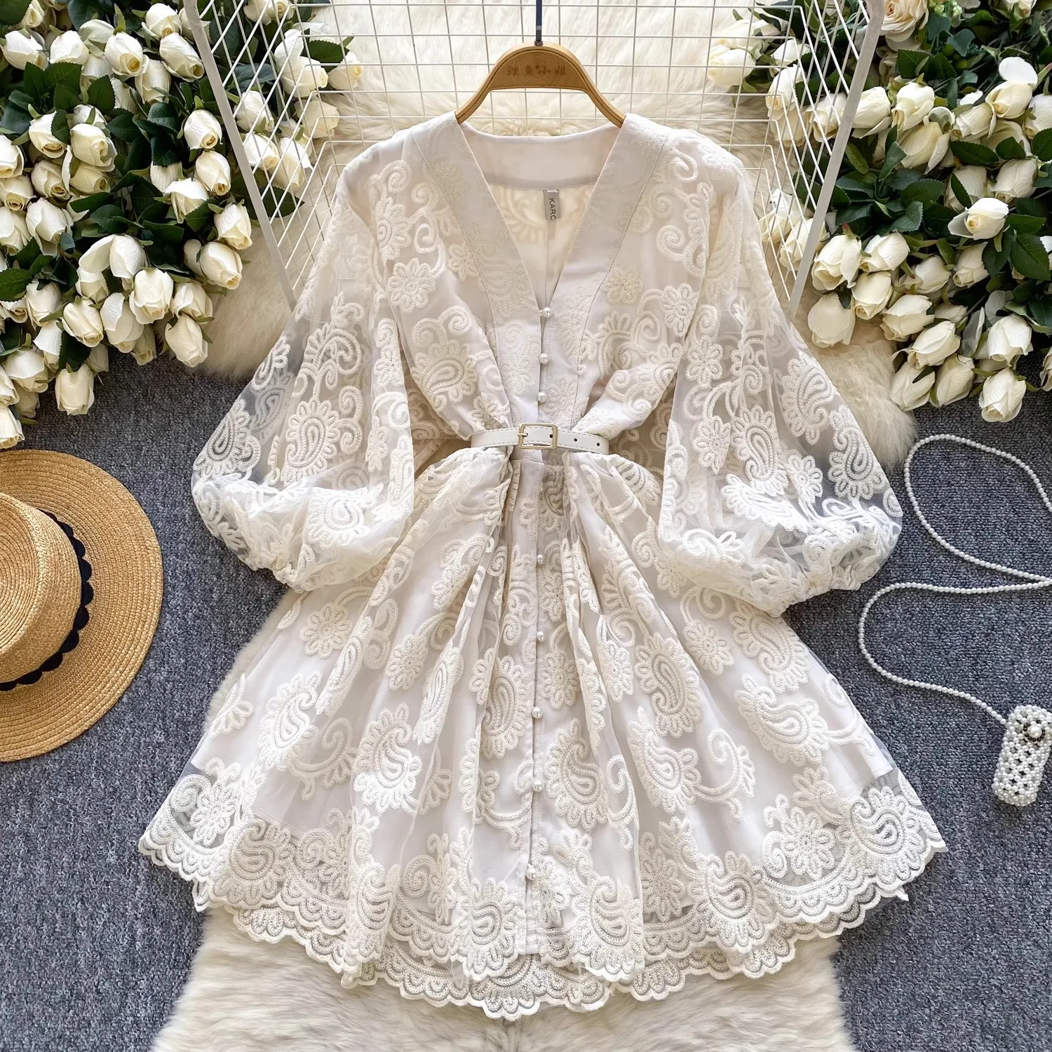 French Sweet V Neck Lantern Sleeve Mini Dress Summer Women Embroidery Flower Mesh Patchwork Belt Casual Beach A-Line Party Robes