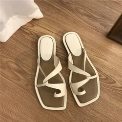 Sandals Women Summer New 2024 Korean Version Clip Toe Flip Flops Outdoor Fashion Flat Casual Non-slip Sandals Female Beach Mules