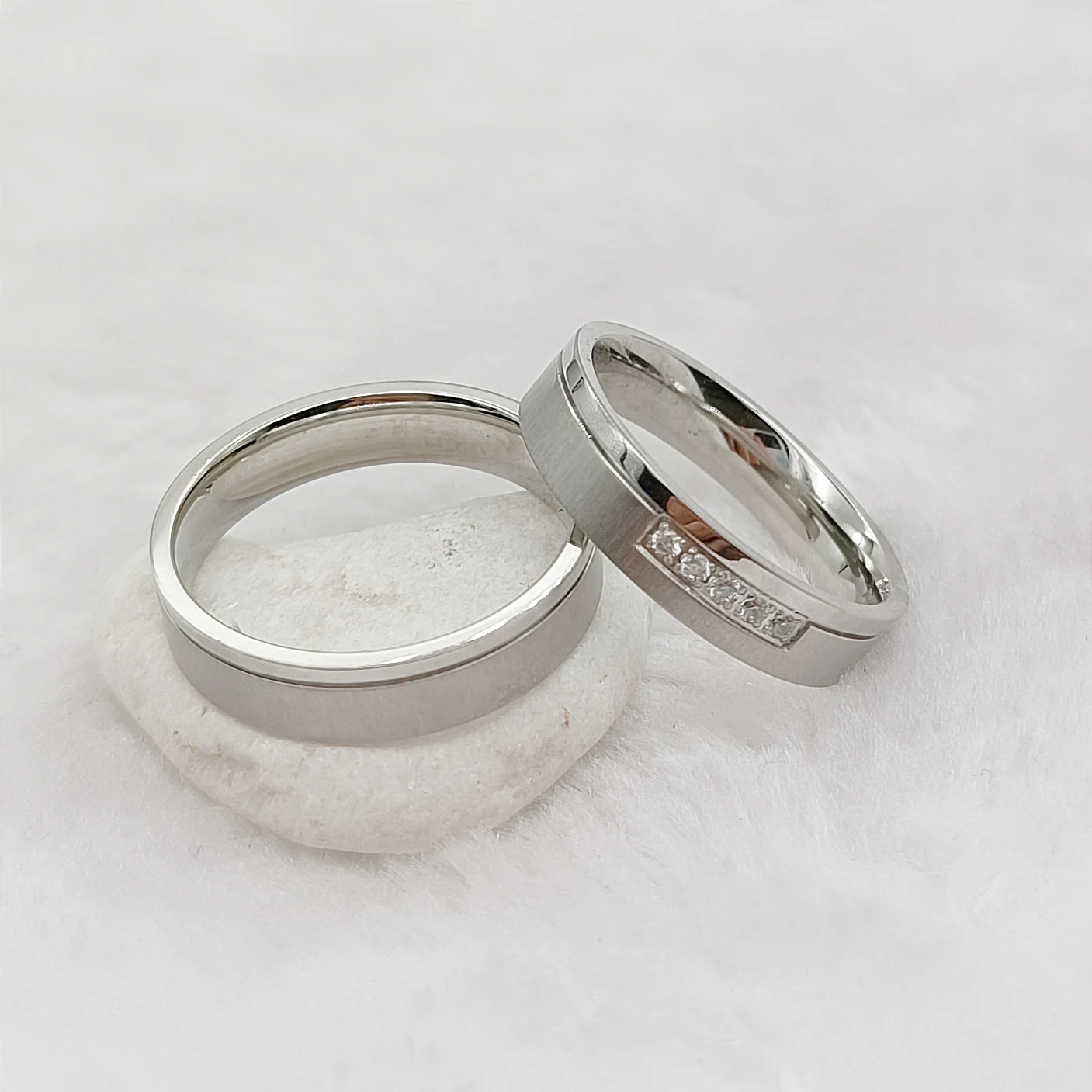 Ladies and Gents Wedding Rings Set for Couples Surgical Stainless Steel Jewelry Alliance Never Fade