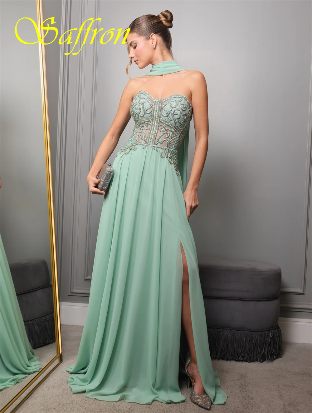 Gaun Malam Sifon Indah Kustom Gaun Prom Applique Anggun Gaun Acara Khusus Tanpa Lengan Tanpa Tali Mode