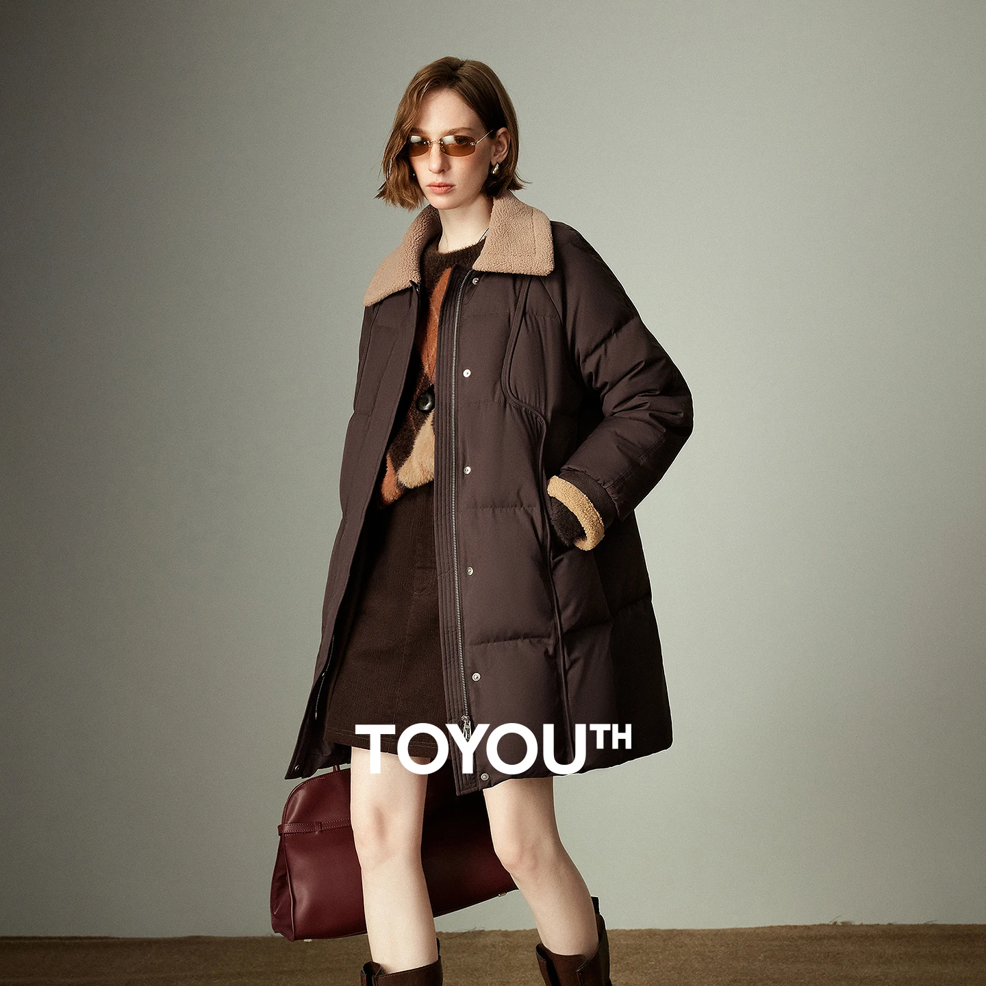 TOYOUTH سترات نسائية سفلية 2025 شتاء جديد أبيض بطة أسفل غامض طوق فضفاض طويل دافئ ملابس خارجية #1