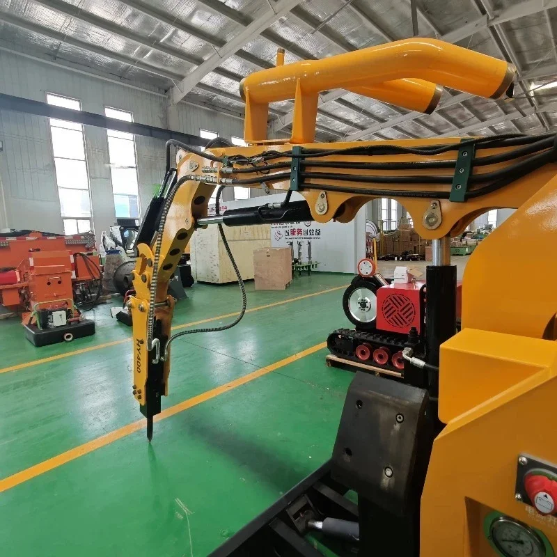 Versatile High Operating Efficiency Fire Fighting Demolition Robot