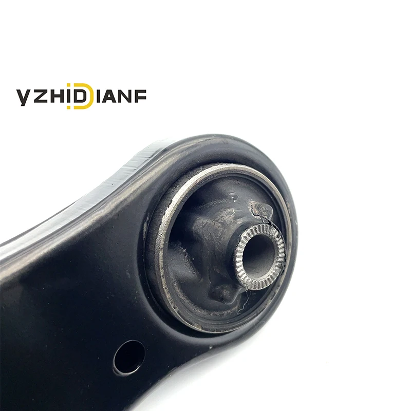 

48068-0E030 48068-0E030 Suitable for Lexus front right lower control arm 1pc
