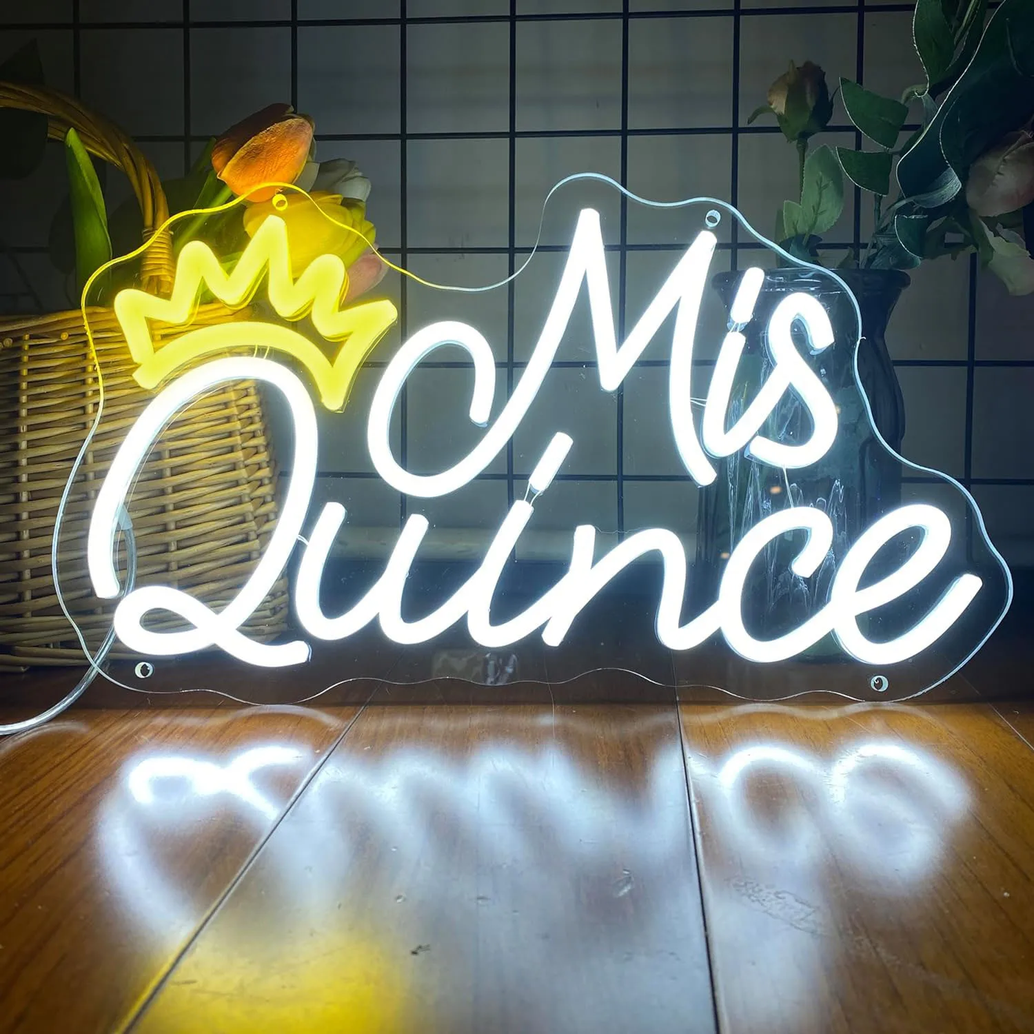 Mis Quince Crown LED Neon Sign 15th Birthday Party Decor Quinceanera Celebration Wall Art USB Powered Princess Gift