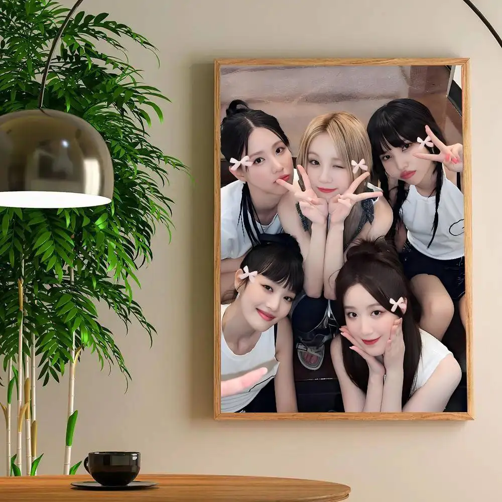 1 قطعة المعبود Kpop المغني G-Gidle المشارك ذاتية اللصق الفن ورق مقاوم للماء ملصق مقهى بار غرفة جدار ديكور #6