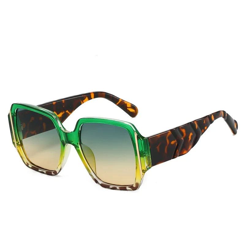 

New Retro Square Women Sunglasses 2025 Personality Brand Leopard Gradient Design Casual All Match Men Trendy Glasses UV400