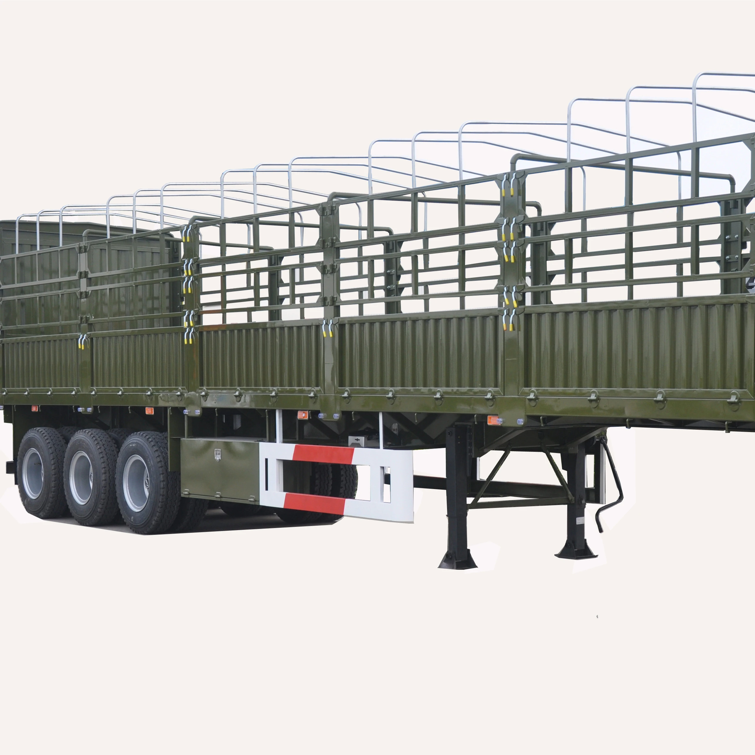 Manufacturer Wholesale detachable side wall livestock sheep horse cow pig 3 axles fence trailer truck towing fence semi trailer