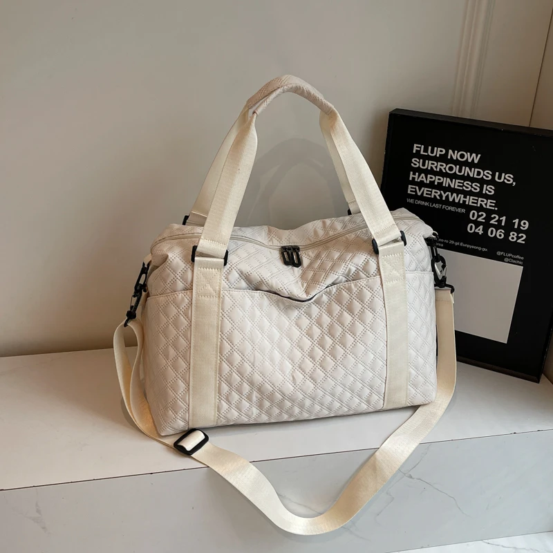 Nylon Textile Solid Color 2025 New Travel Bag Zipper Trendy Casual Shoulder Bag Soft and Versatile Western Style Travel Duffels