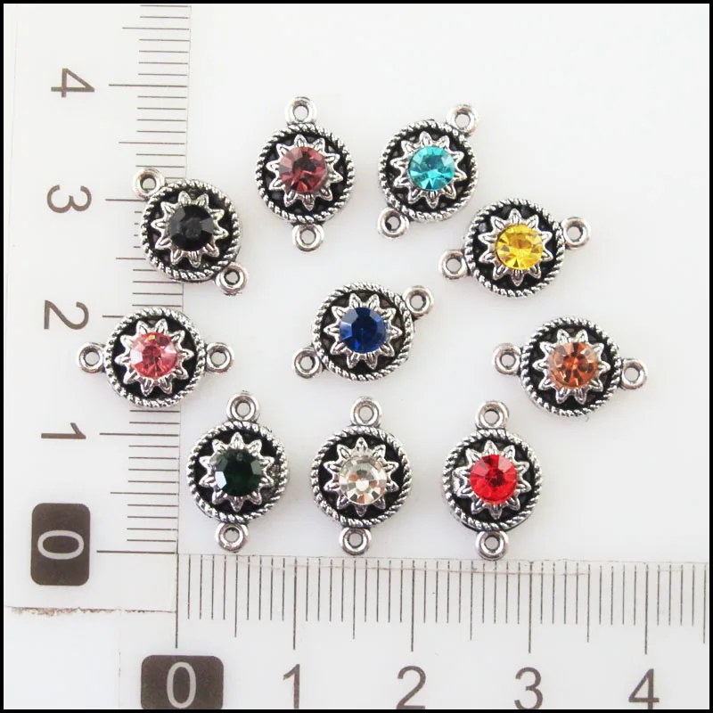 Mode 20 Stück gemischte Kristall tibetische versilberte Blumen-Charms-Anschlüsse 9 x 14 mm