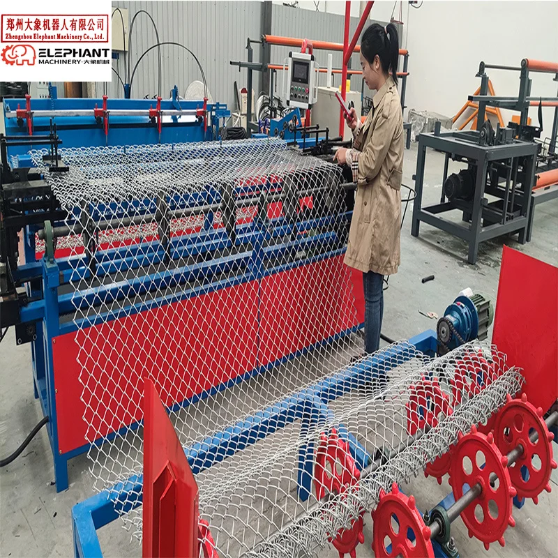 Machine de fabrication de clôtures grillagées à fil unique haute vitesse avec composants essentiels : moteur, roulement, engrenage, PLC