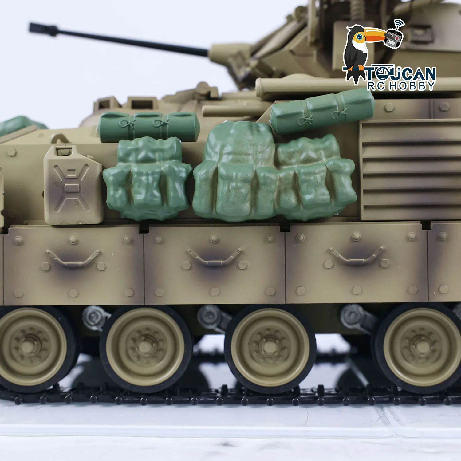 1/16 Tongde RC Battle TANK M2A2 Bradley บาร์เรลอินฟราเรดไฟฟ้าต่อสู้วิทยุควบคุมรถไม่มี BB Ready TO Run ของเล่น