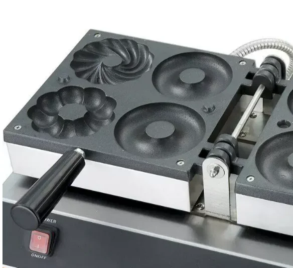 Home Appliance 4 in 1 Mini 1200w Electric Non-stick Surface Egg Waffle Doughnut Makers Four Pieces Mochi Waffles Donut Machine