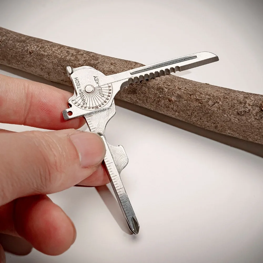 Portable Multi-Tool Keychain Stainless Steel Multi-Function Design Camping Multi-Function Keychain Folding 8-in-1